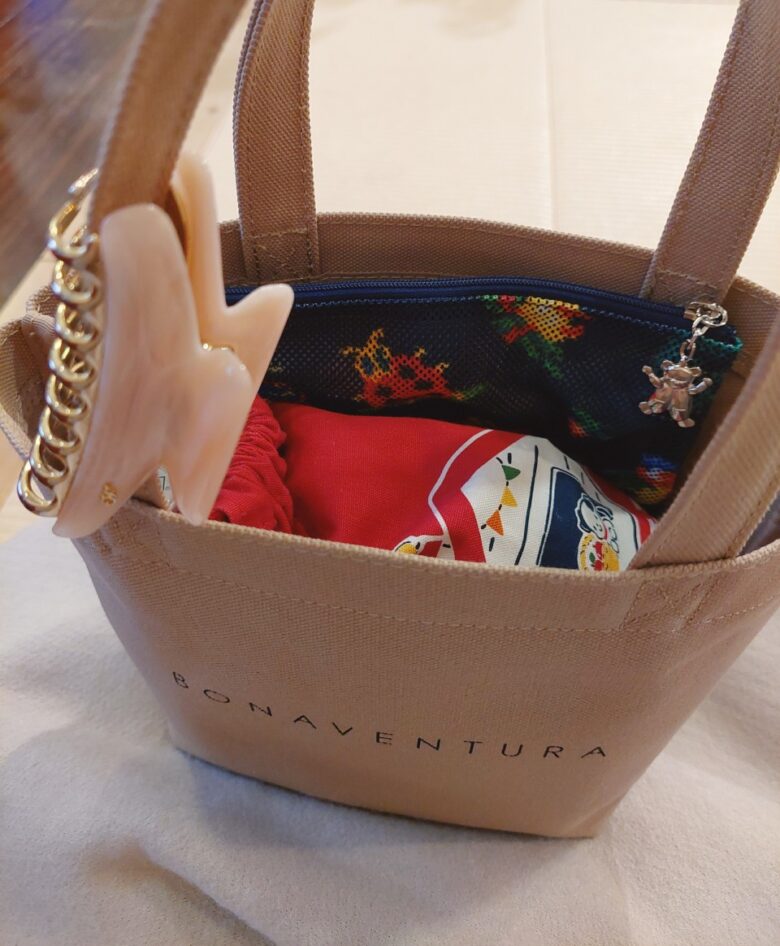 ボナベンチュラ　キャンバスバッグ FEILER　メッシュポーチ 