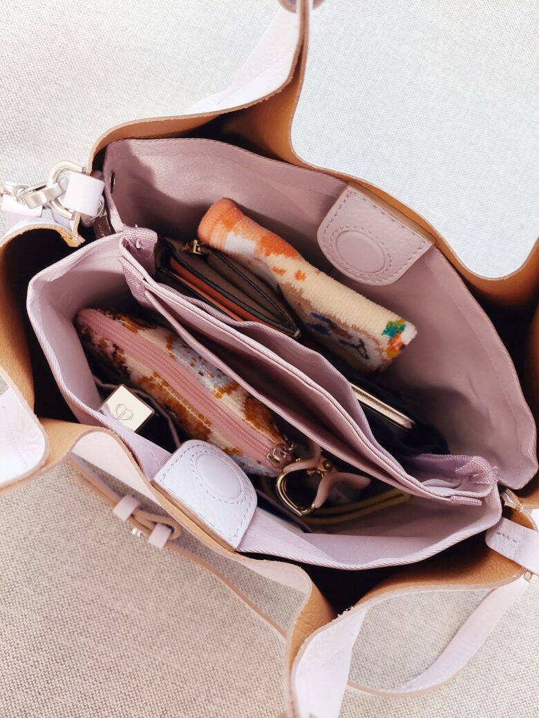 ジャンニキアリーニ　dua 　バッグインバッグ 