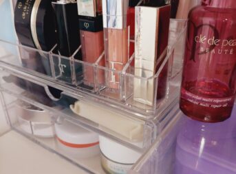 ニトリ　コスメオーガナイザー