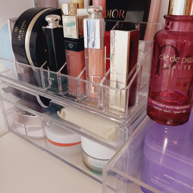 ニトリ　コスメオーガナイザー