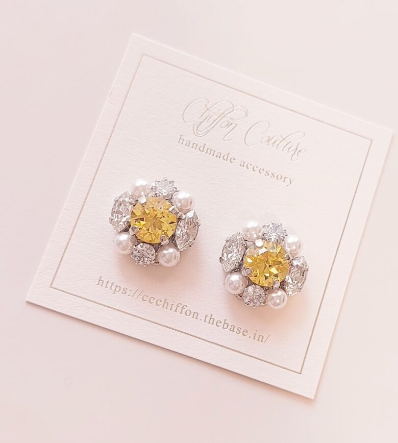 ハンドメイドピアス